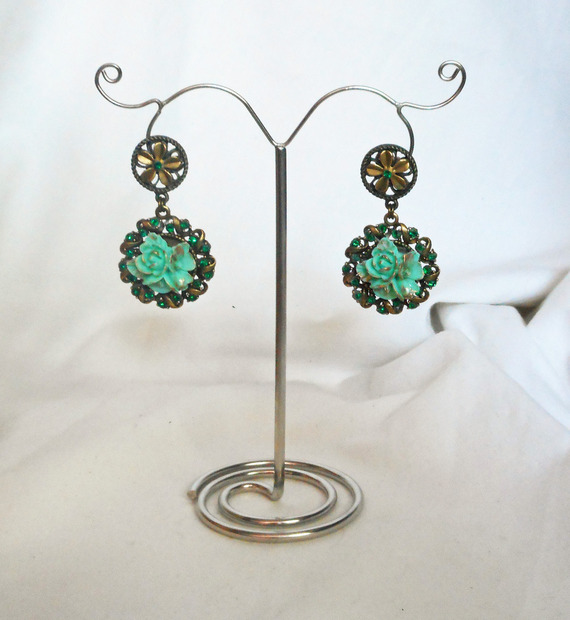 Pendientes camafeo floral de cristal verde