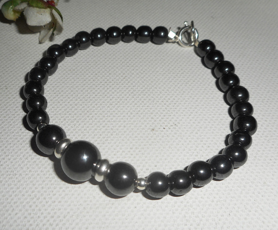 Pulsera con piedras de hematites y plata 925