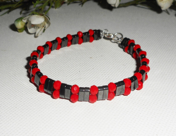 Pulsera de piedra hematites con cuentas de cristal rojo y plata 925