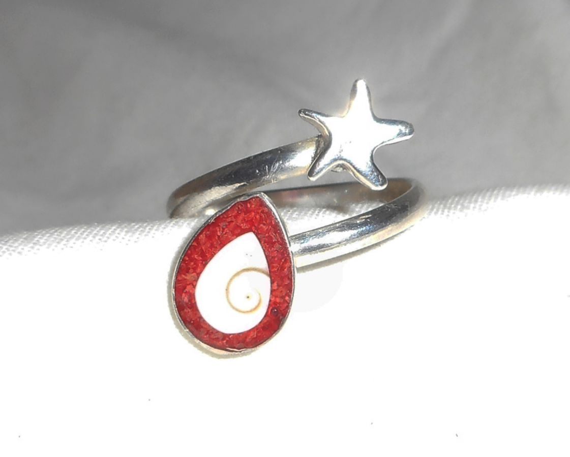 Anillo original de plata 925 con estrella de mar y ojo de Santa Lucía