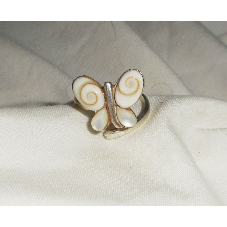 Anillo original de plata de ley 925 con mariposa ojo de Santa Lucía