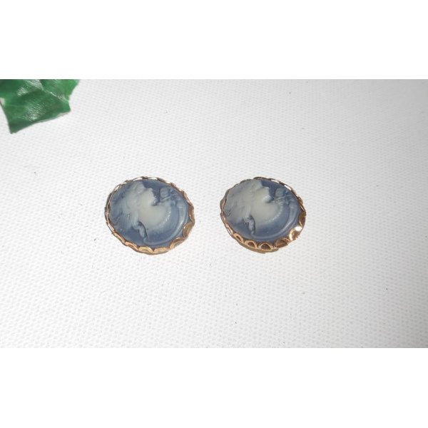 Pendientes camafeo azul en pinza