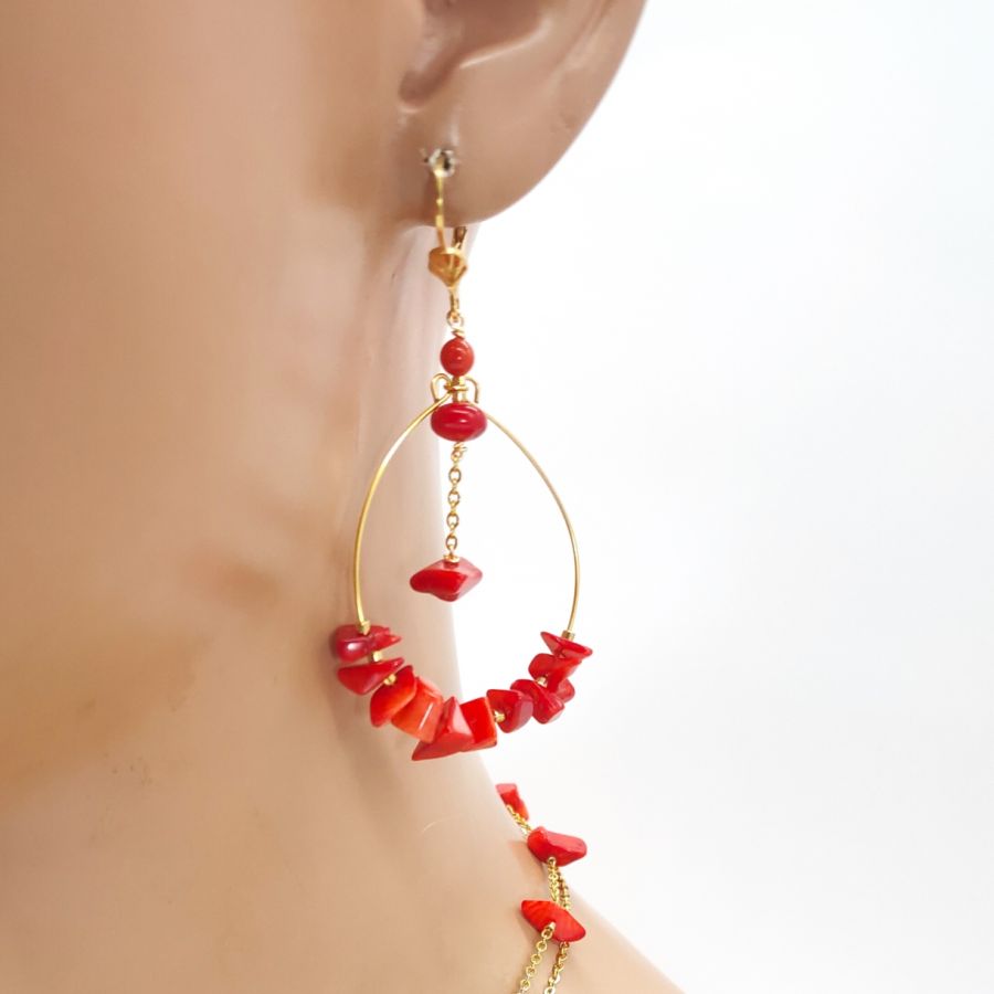 Pendientes de gorgona roja 