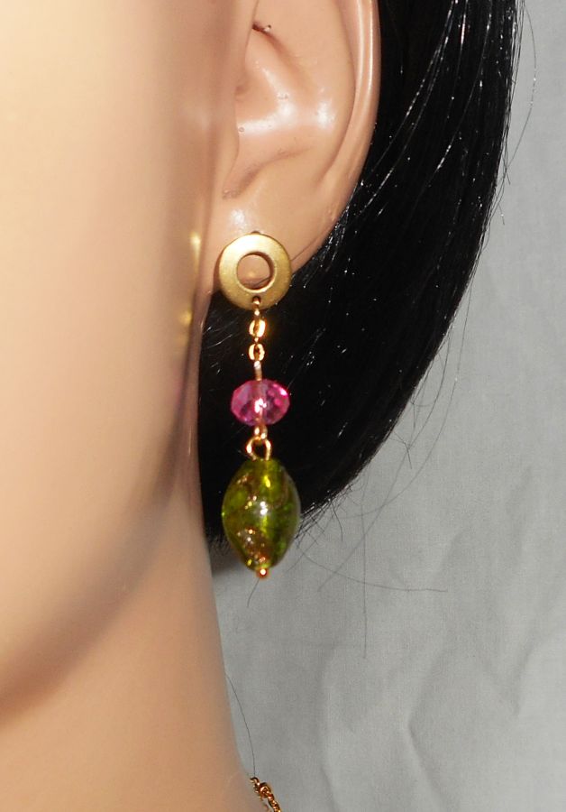 Pendientes de cristal y vidrio verde y rosa