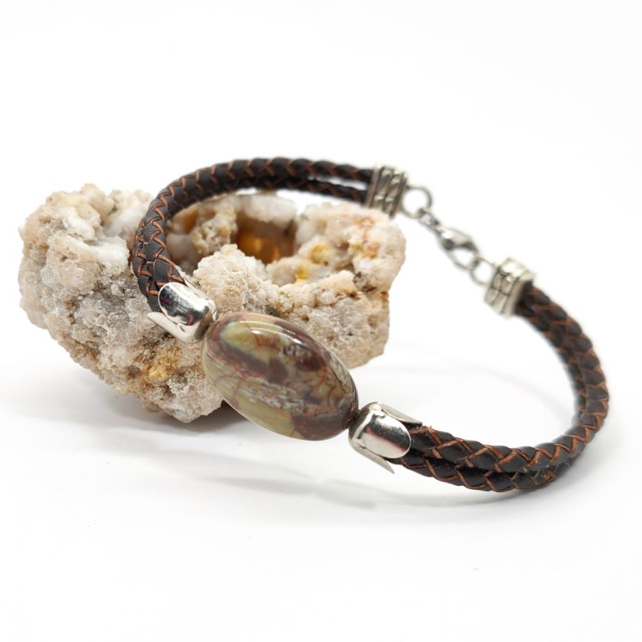 Pulsera de hombre de piedra de jaspe sobre cuero marrón de doble vuelta