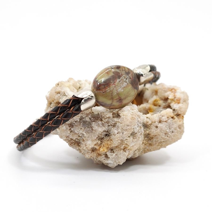 Pulsera de hombre de piedra de jaspe sobre cuero marrón de doble vuelta