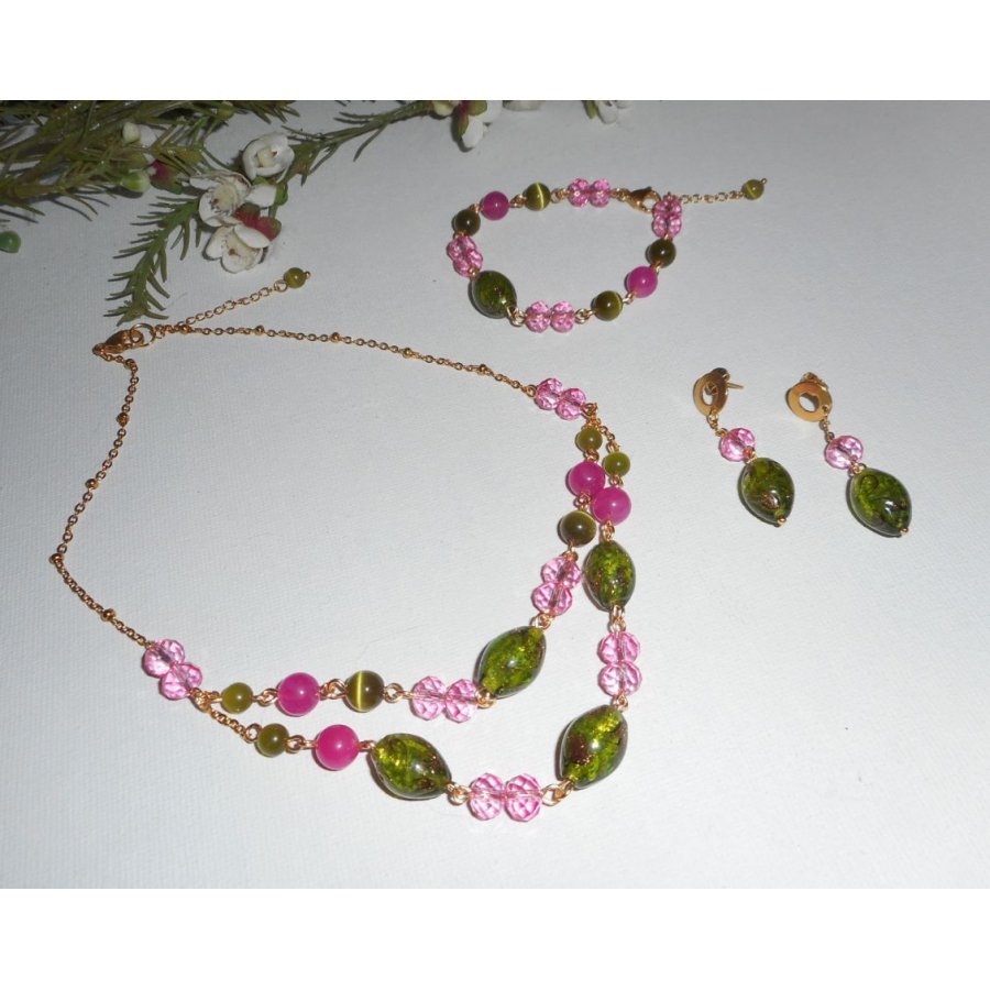 Pulsera de cristal de Murano y cristal rosa y verde sobre cadena de acero dorado