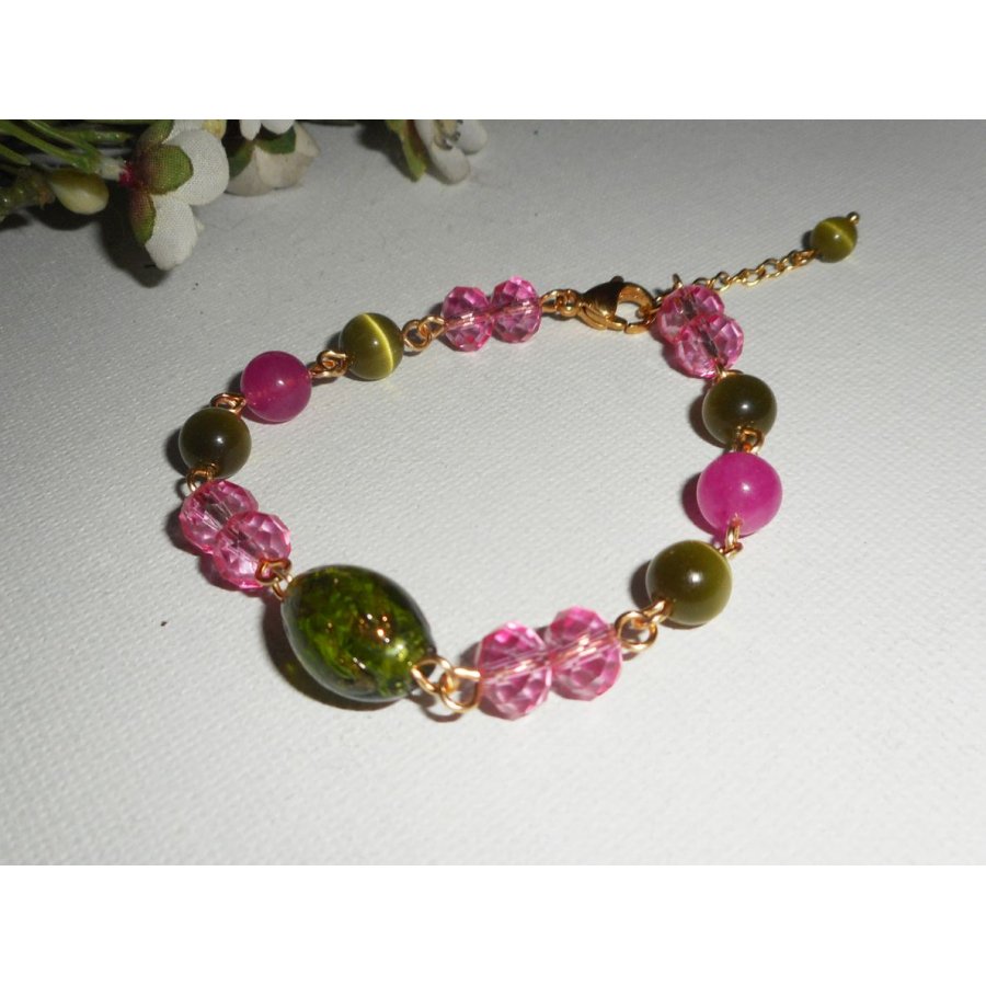 Pulsera de cristal de Murano y cristal rosa y verde sobre cadena de acero dorado