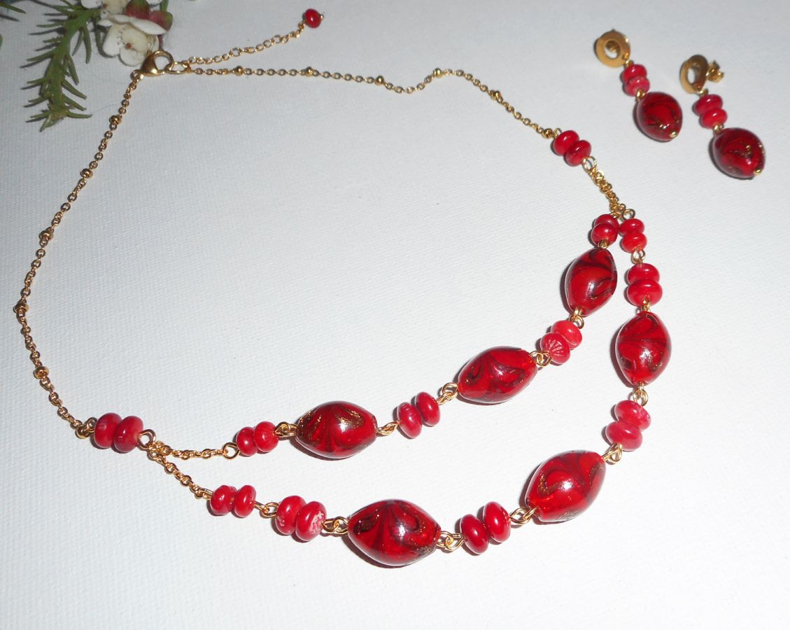 Pulsera de cristal de Murano rojo y Gorgona con jade de colores