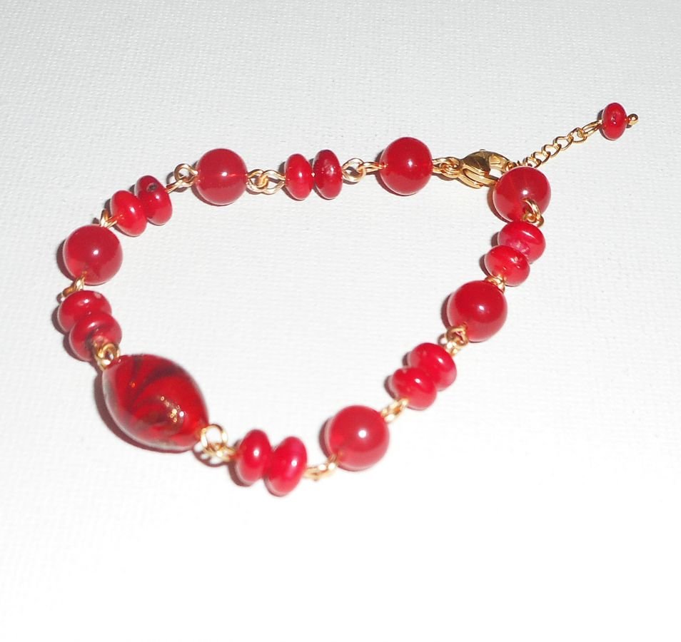 Pulsera de cristal de Murano rojo y Gorgona con jade de colores