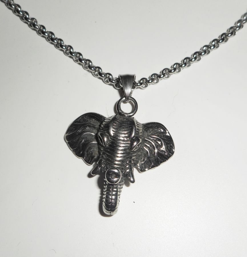 Collar de elefante con cadena de acero inoxidable