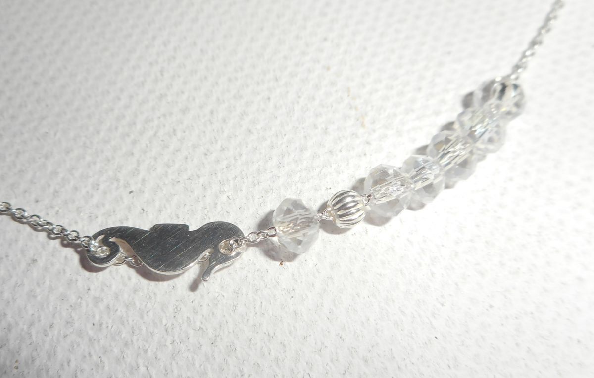 Collar gargantilla de plata 925 con caballito de mar pequeño y cuentas de cristal