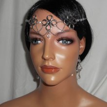 Tiara bohemia de cuentas de cristal con motivos celtas 2 en 1