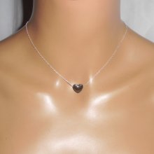 Colgante corazón de hematites en cadena de plata 925