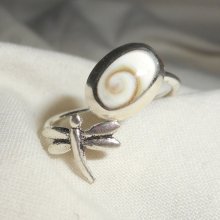 Original Anillo de Plata de Ley 925 con Ojo de Santa Lucía y Libélula